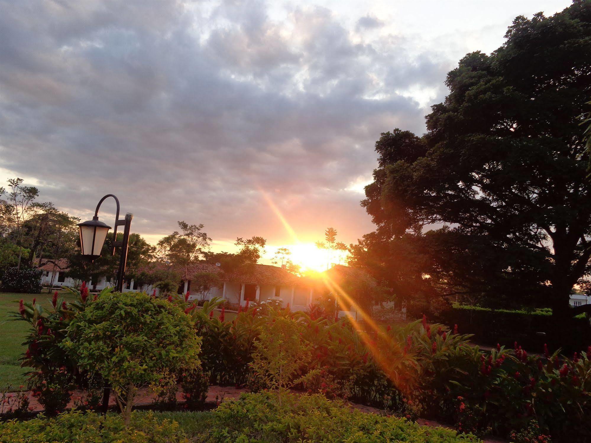 Hotel Campestre Arboretto Villavicencio Dış mekan fotoğraf